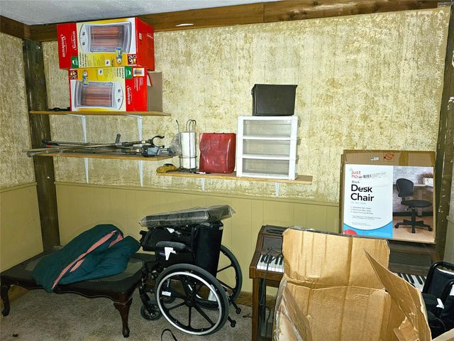 2240 County Road 2162, Barry, TX 75102