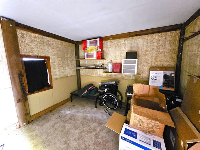 2240 County Road 2162, Barry, TX 75102