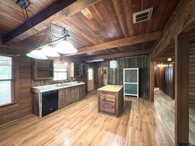 1393 CR 4020, Crockett, TX 75835