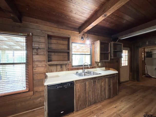 1393 CR 4020, Crockett, TX 75835