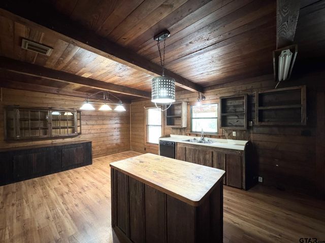 1393 CR 4020, Crockett, TX 75835