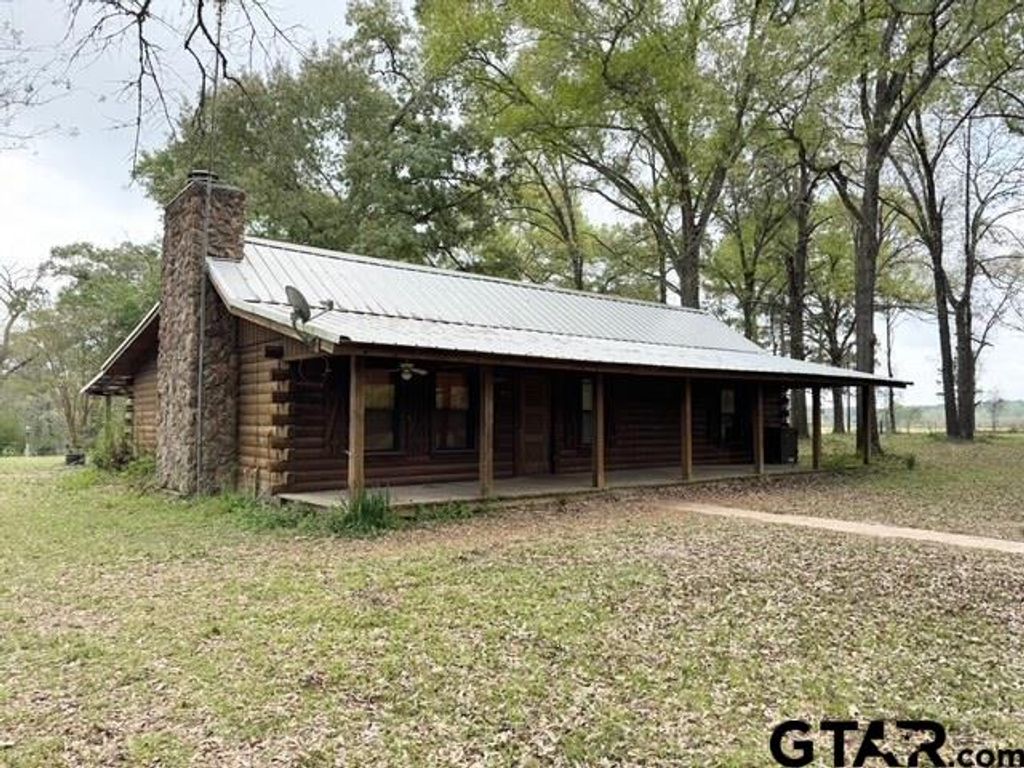 1393 CR 4020, Crockett, TX 75835