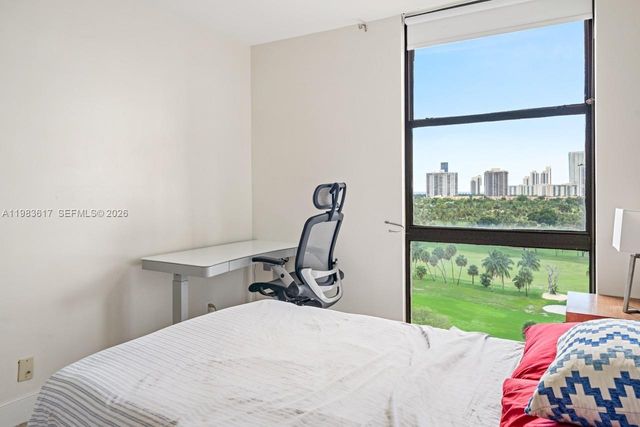 20335 W Country Club Dr 1208, Aventura, FL 33180