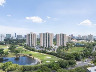 20335 W Country Club Dr 1208, Aventura, FL 33180