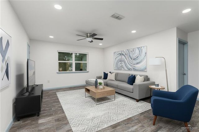 1100 Shasta Avenue 7, Mcallen, TX 78504