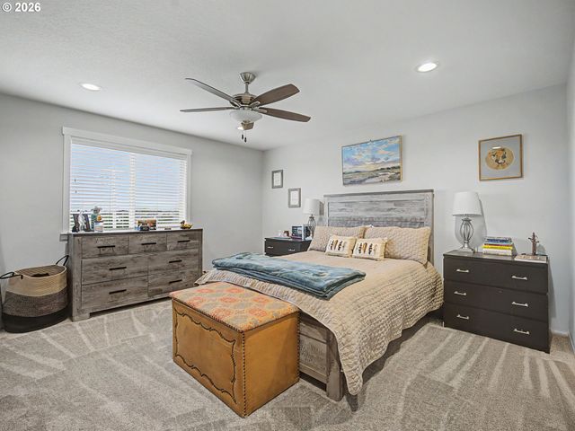 5995 Se 33RD St, Gresham, OR 97080