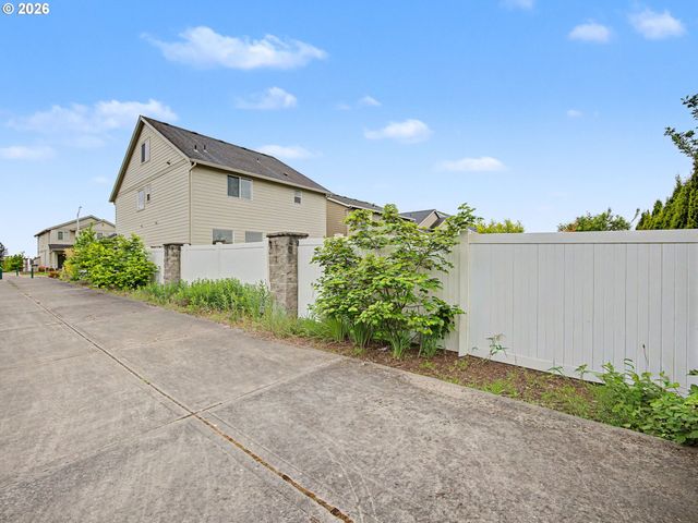 5995 Se 33RD St, Gresham, OR 97080