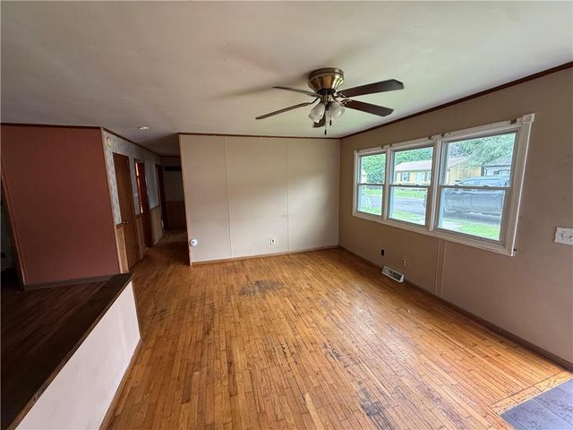 107 Berton Road, Excelsior Springs, MO 64024