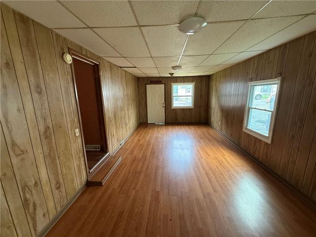 107 Berton Road, Excelsior Springs, MO 64024