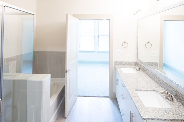 2100 Moser Avenue 211, Dallas, TX 75206