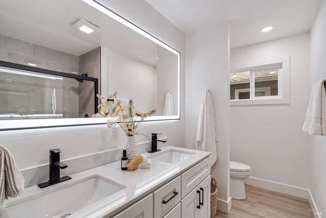 1415 Manhattan Way, Santa Rosa, CA 95401