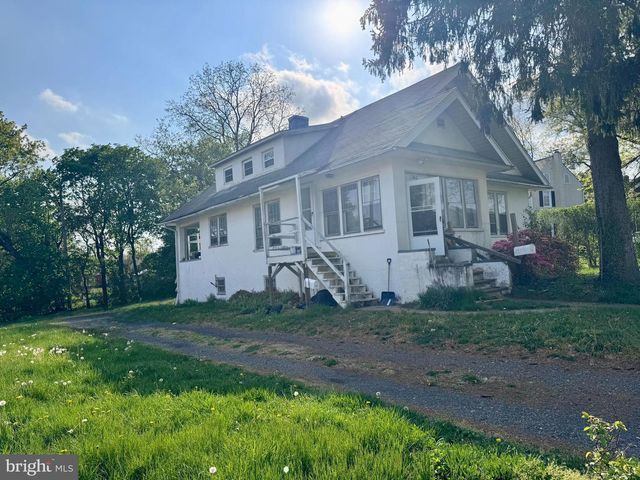 342 PERKIOMEN AVE, Lansdale, PA 19446