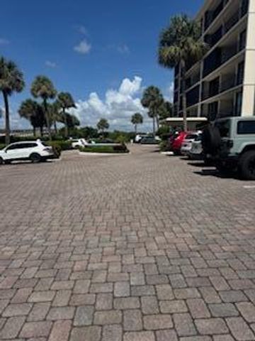 225 S Beach Road Unit 205, Jupiter, FL 33469