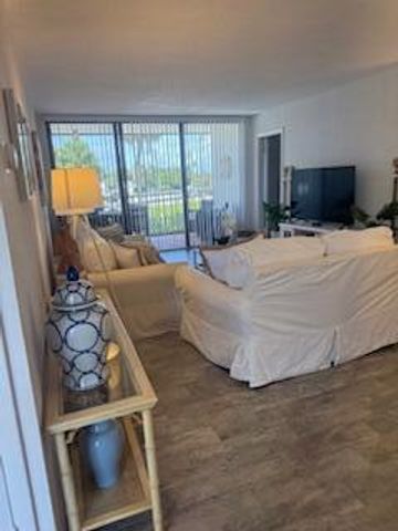 225 S Beach Road Unit 205, Jupiter, FL 33469