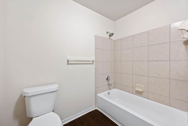 7126 Fox Scene Drive, Humble, TX 77338