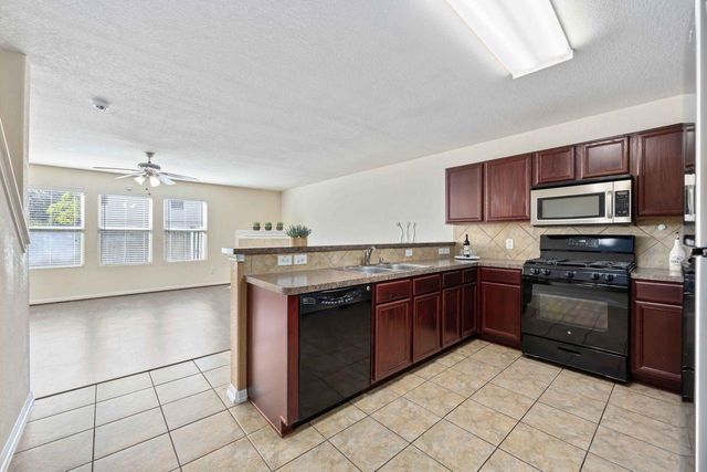 7126 Fox Scene Drive, Humble, TX 77338