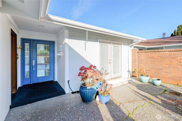 100 B Hilltop Drive, Sequim, WA 98382