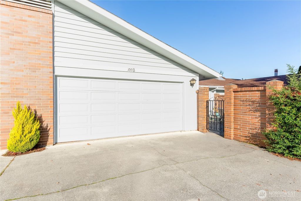 100 B Hilltop Drive, Sequim, WA 98382