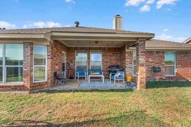 2641 Cherry Hills Lane, Burleson, TX 76028