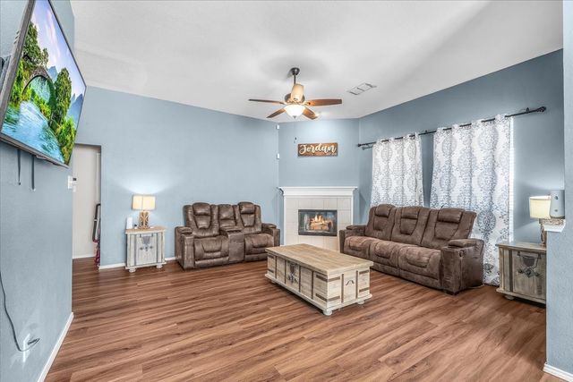 2641 Cherry Hills Lane, Burleson, TX 76028