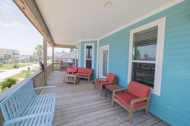4129 Fort Bend Drive, Galveston, TX 77554