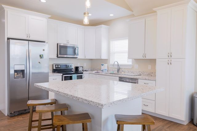 4129 Fort Bend Drive, Galveston, TX 77554
