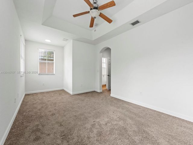 1426 SE 26th Ave, Homestead, FL 33035