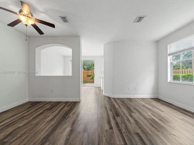 1426 SE 26th Ave, Homestead, FL 33035