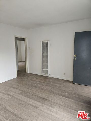 7906 S San Pedro Street 2, Los Angeles, CA 90003