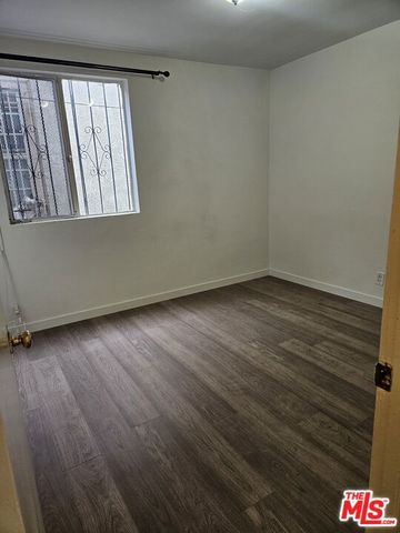 7906 S San Pedro Street 2, Los Angeles, CA 90003