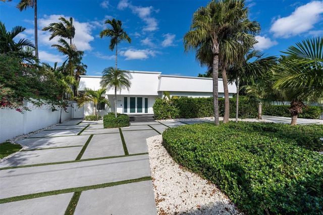 1055 Stillwater Dr, Miami Beach, FL 33141