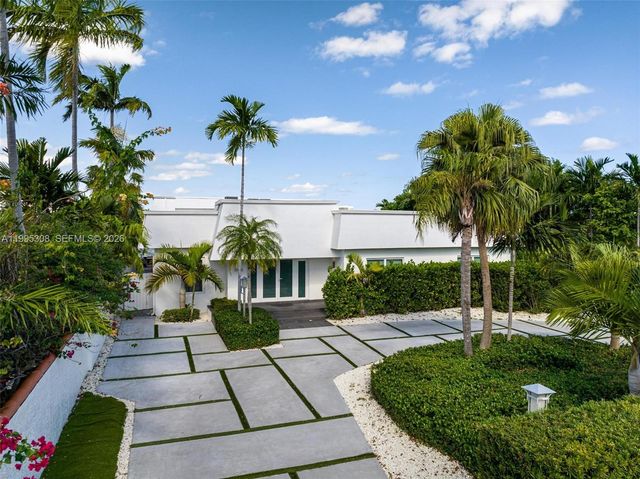 1055 Stillwater Dr, Miami Beach, FL 33141