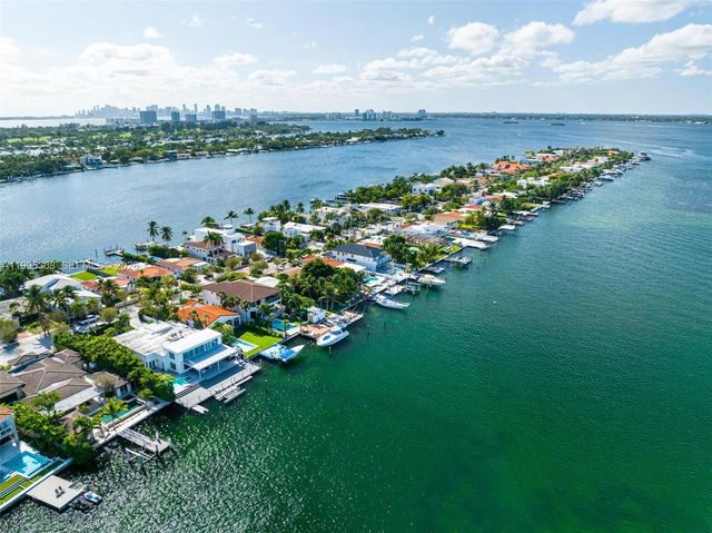 1055 Stillwater Dr, Miami Beach, FL 33141