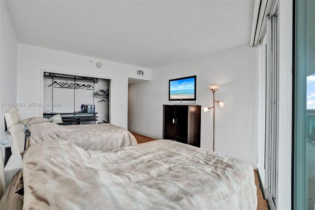 19955 NE 38th Ct 1002, Aventura, FL 33180