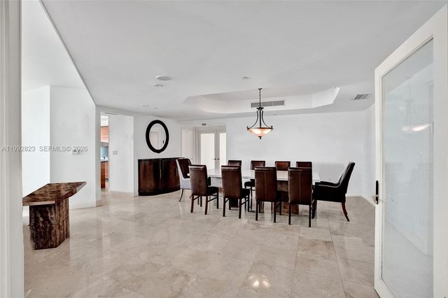 19955 NE 38th Ct 1002, Aventura, FL 33180