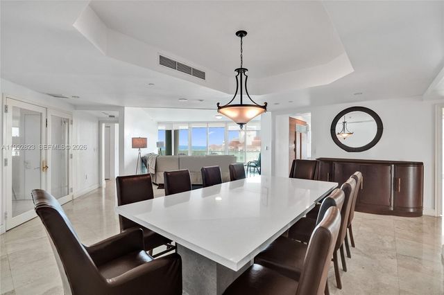 19955 NE 38th Ct 1002, Aventura, FL 33180