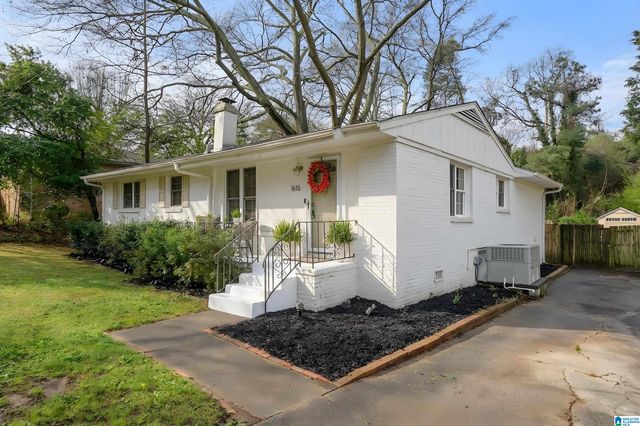 1616 CRESTHILL ROAD, Birmingham, AL 35213