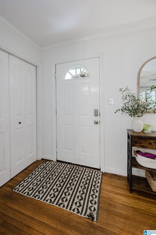 1616 CRESTHILL ROAD, Birmingham, AL 35213