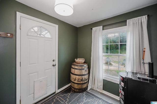 1616 CRESTHILL ROAD, Birmingham, AL 35213