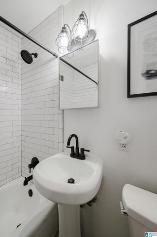 1616 CRESTHILL ROAD, Birmingham, AL 35213