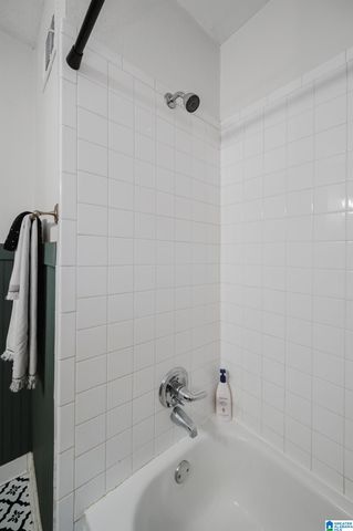 1616 CRESTHILL ROAD, Birmingham, AL 35213