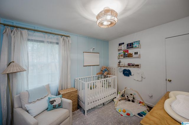 1616 CRESTHILL ROAD, Birmingham, AL 35213