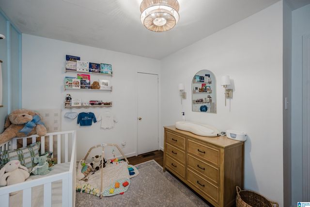 1616 CRESTHILL ROAD, Birmingham, AL 35213