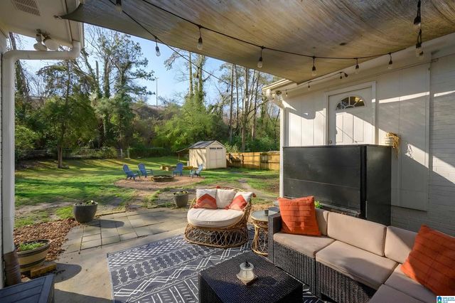 1616 CRESTHILL ROAD, Birmingham, AL 35213