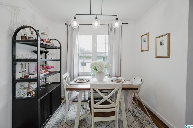 1616 CRESTHILL ROAD, Birmingham, AL 35213