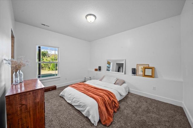 216 Fruitridge Trail, Inman, SC 29349