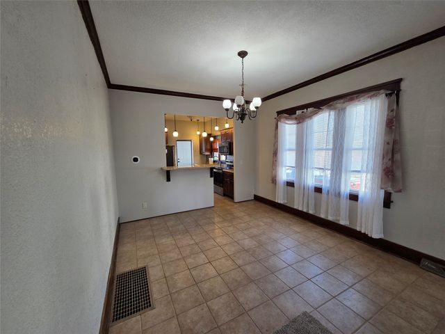 207 Kent Street, Greenfield, IA 50849