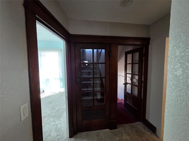 207 Kent Street, Greenfield, IA 50849
