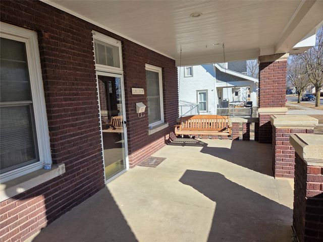 207 Kent Street, Greenfield, IA 50849