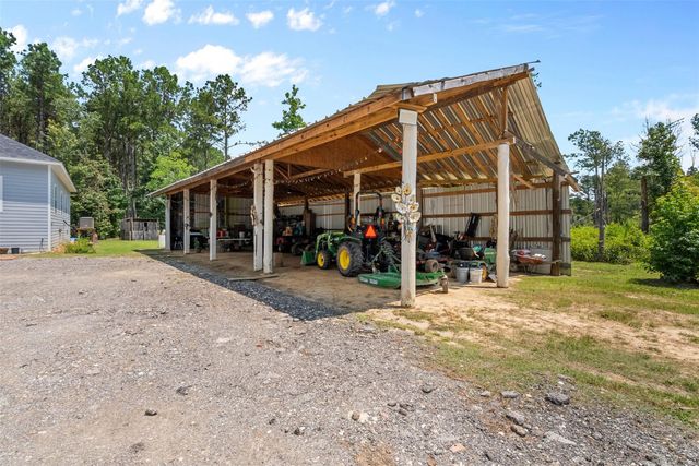 151 Thomas Windt Road, Shepherd, TX 77371
